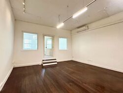 South Bridge Road (D1), Office #549165951